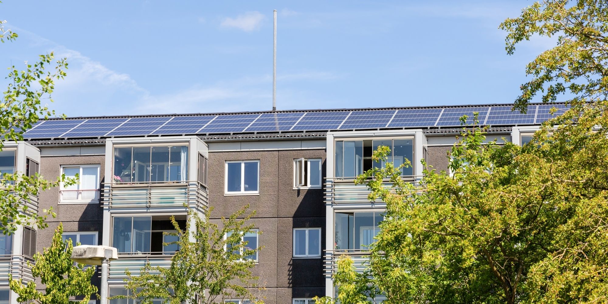 Niet-aangemelde zonnepanelen leiden tot recordaantal boetes 
