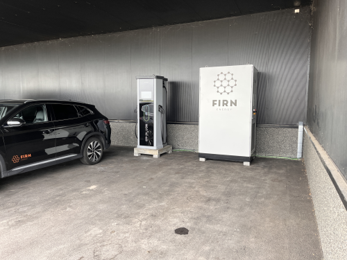 Uni-directionele charger voor semi off-grid oplossing